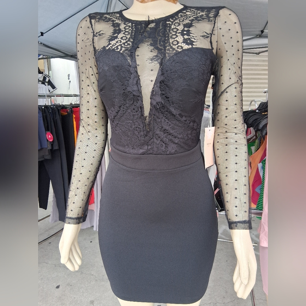 Black Lace Bodycon Dress